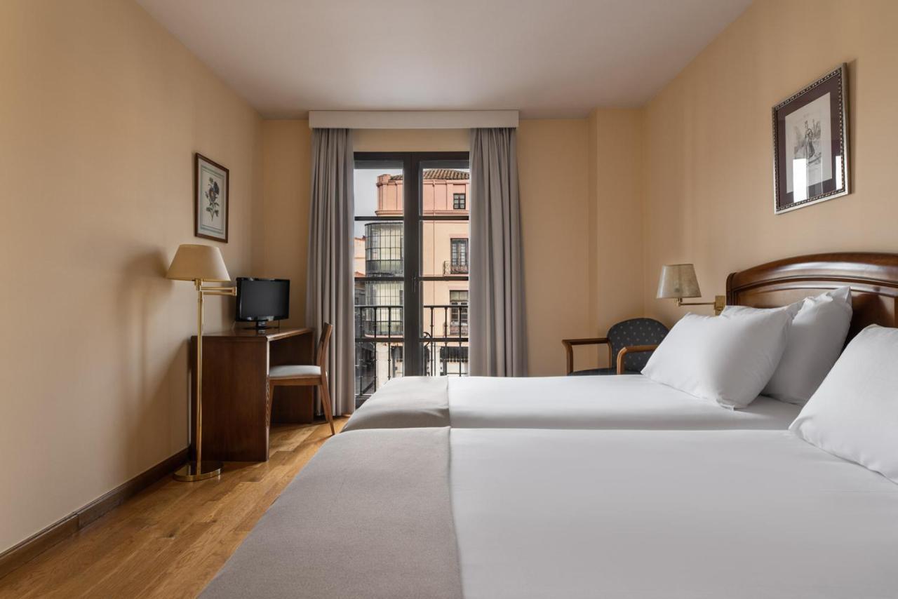 Exe Astur Plaza Hotel Astorga Ngoại thất bức ảnh