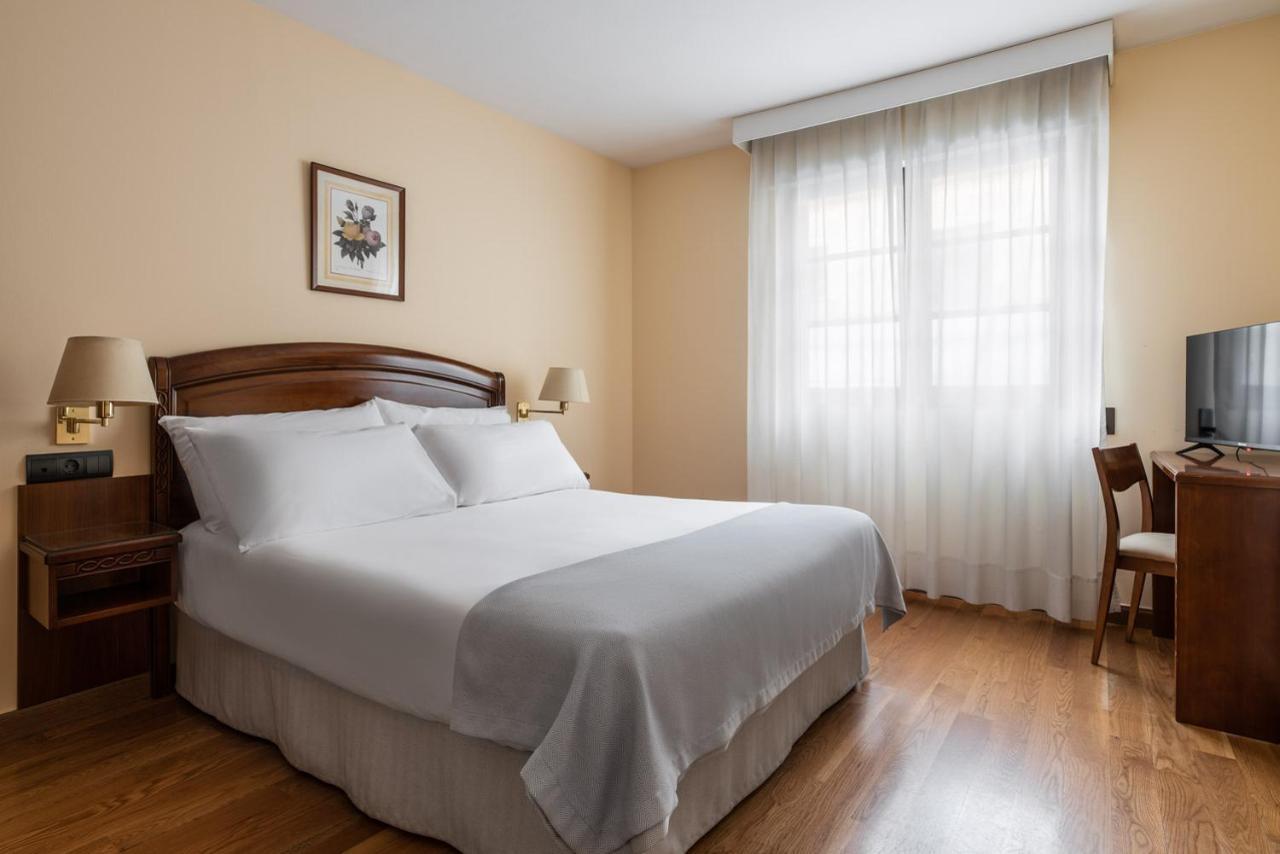 Exe Astur Plaza Hotel Astorga Ngoại thất bức ảnh