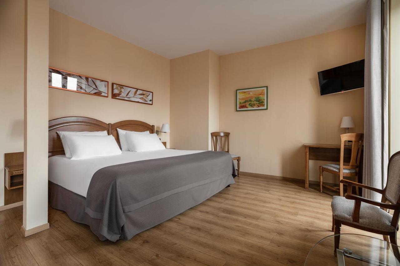 Exe Astur Plaza Hotel Astorga Ngoại thất bức ảnh