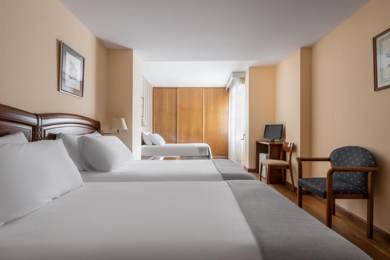 Exe Astur Plaza Hotel Astorga Ngoại thất bức ảnh